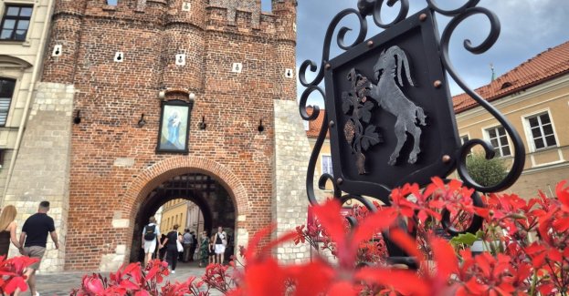 Podczas tegorocznych wakacji Lublin odwiedziło ponad 765 tys. osób z kraju i zagranicy. To o 22% więcej niż w analogicznym okresie ubiegłego roku. Łącznie, od stycznia do końca września 2025 r., do naszego miasta przyjechało 1,66 mln turystów.