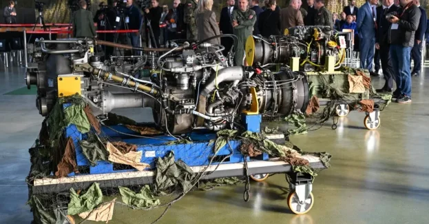 Centrum serwisowania silników wykorzystywanych w śmigłowcach Apache AH-64 powstanie w Wojskowych Zakładach Lotniczych Nr 1 w Dęblinie (Lubelskie). 96 takich maszyn trafi do polskiej armii w latach 2028–2032.